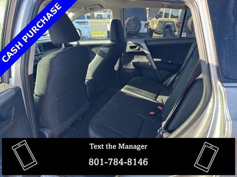 Used 2017 Toyota RAV4 LE image 12