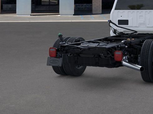 New 2025 Ford F550 XL image 21