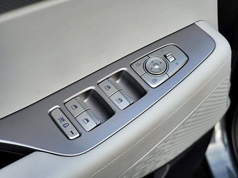 Used 2025 Hyundai Palisade SEL image 24