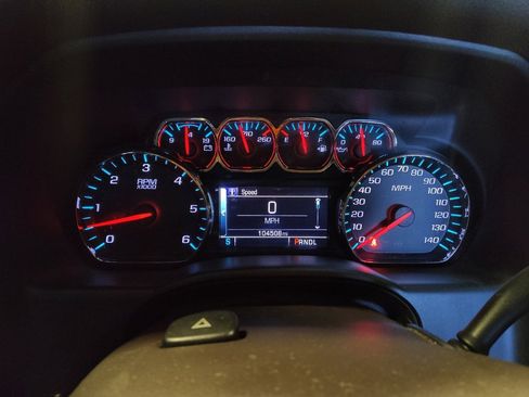 Used 2017 Chevrolet Silverado 1500 LT w/ Texas Edition image 23