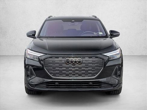 Certified 2025 Audi Q4 e-tron Premium w/ Convenience Package image 2