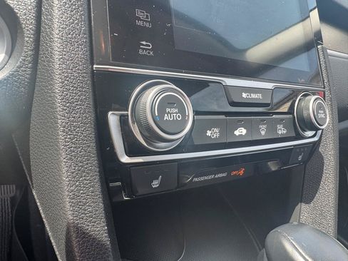 Used 2016 Honda Civic Touring image 32