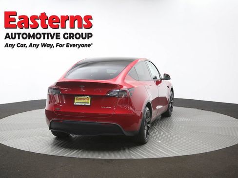 Used 2021 Tesla Model Y Long Range AWD/4WD image 34