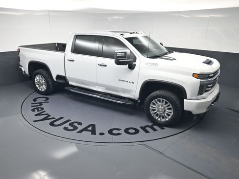 Used 2021 Chevrolet Silverado 2500 High Country image 31
