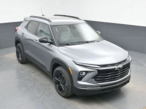 New 2026 Chevrolet TrailBlazer LT w/ Midnight Edition FWD image 30