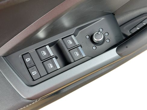 New 2025 Audi Q3 2.0T Premium image 13