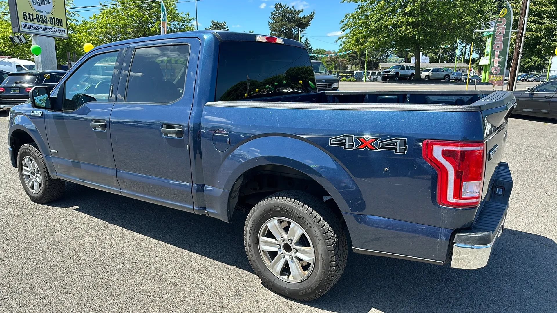 Used 2017 Ford F150 XLT AWD/4WD image 3