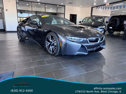 Used 2015 BMW i8 image 1