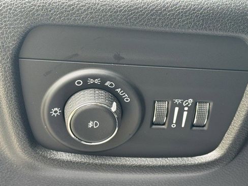 New 2025 Jeep Grand Cherokee Limited w/ Trailer Tow Package image 13