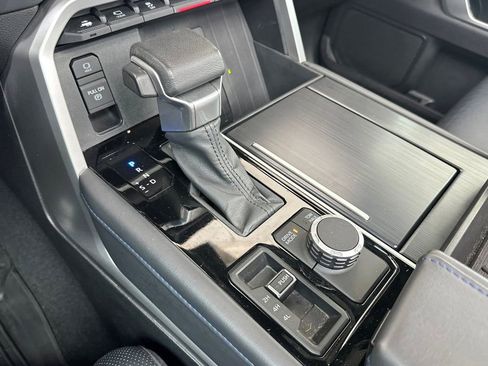 Used 2023 Toyota Tundra Platinum AWD/4WD image 21