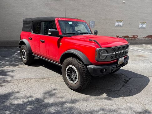 Used 2023 Ford Bronco Badlands w/ Sasquatch Package AWD/4WD image 1