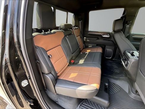 New 2026 Chevrolet Silverado 2500 High Country w/ High Country Premium Package AWD/4WD image 10