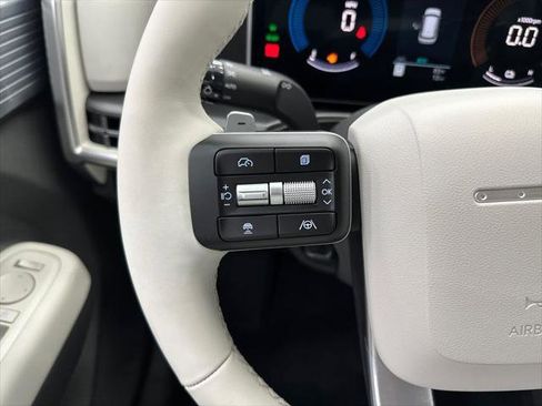 New 2026 Hyundai Santa Fe SE FWD image 25