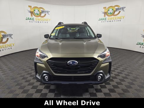 Used 2024 Subaru Outback Onyx Edition AWD/4WD image 2