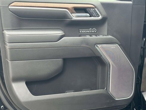 Certified 2022 Chevrolet Silverado 1500 High Country w/ High Country Premium Package image 20