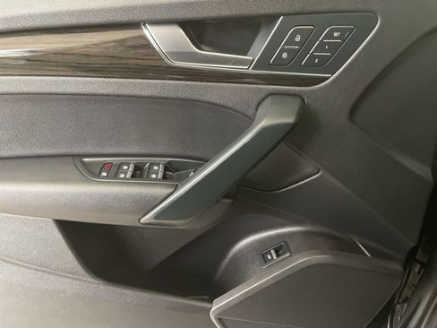 Used 2018 Audi Q5 2.0T Premium Plus w/ Premium Plus Package image 23