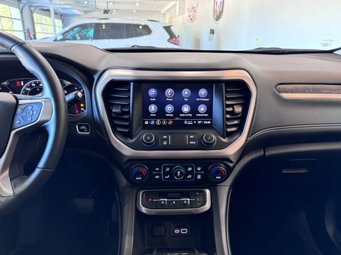 Certified 2023 GMC Acadia Denali w/ Denali Technology Package image 15