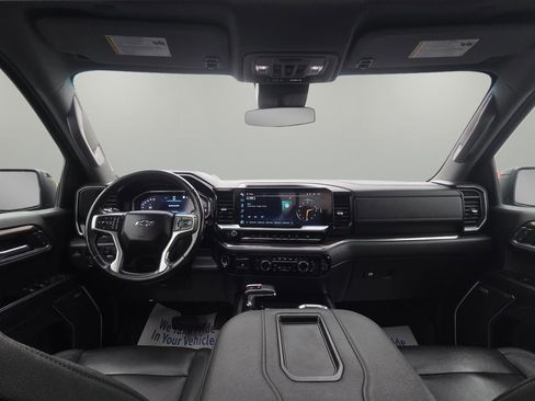 Used 2022 Chevrolet Silverado 1500 LT Trail Boss w/ LT Trail Boss Premium Package image 28