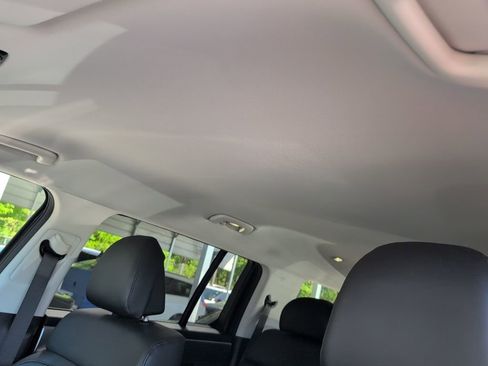 Used 2025 Hyundai Santa Fe SEL image 8