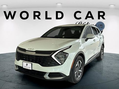 Used 2025 Kia Sportage LX FWD image 10