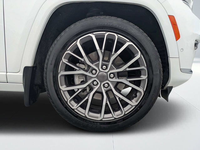 Certified 2025 Jeep Grand Cherokee L Summit AWD/4WD image 10