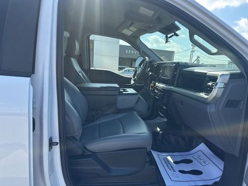 Used 2024 Ford F450 XL w/ XL Chrome Package image 9