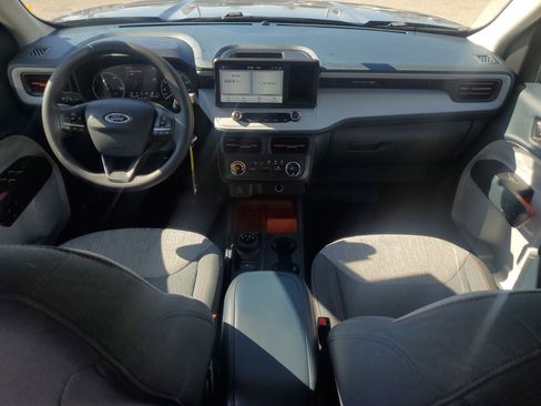 Used 2022 Ford Maverick XLT image 18