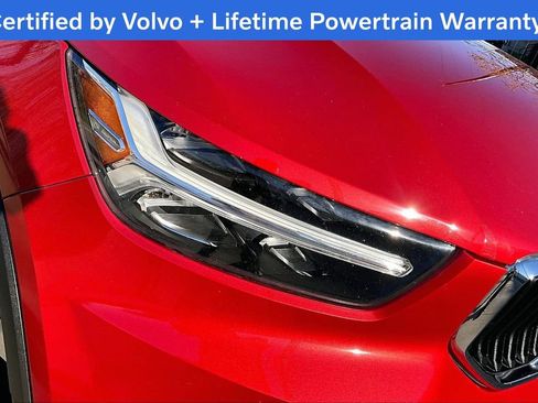 Used 2019 Volvo XC40 T5 Momentum image 39