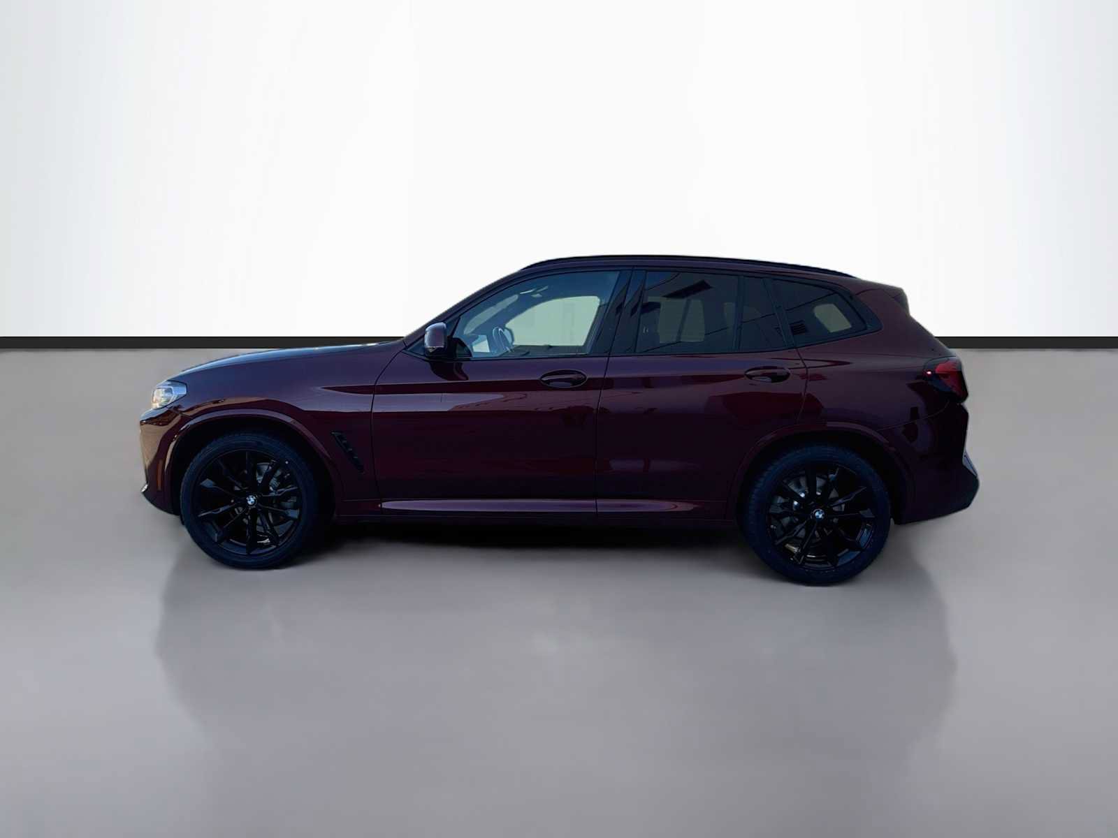 Used 2024 BMW X3 xDrive30i w/ Premium Package AWD/4WD image 5