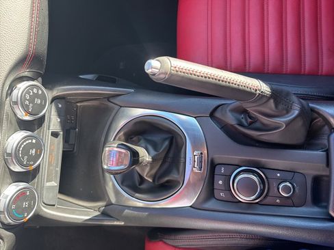 Used 2018 FIAT 124 Spider Abarth w/ Convenience Group image 38