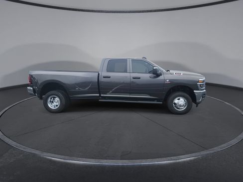 New 2026 RAM 3500 Tradesman AWD/4WD image 8