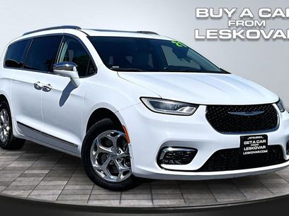 Used 2021 Chrysler Pacifica Limited w/ Premium & Safety Sphere Group