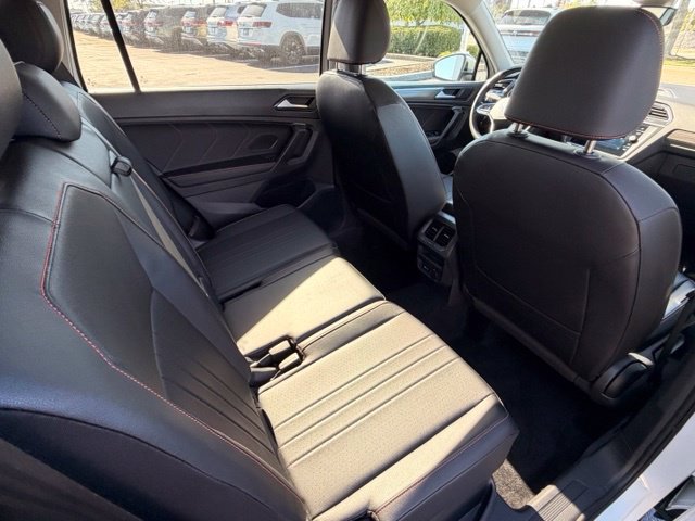 Certified 2024 Volkswagen Tiguan Wolfsburg Edition AWD/4WD image 20