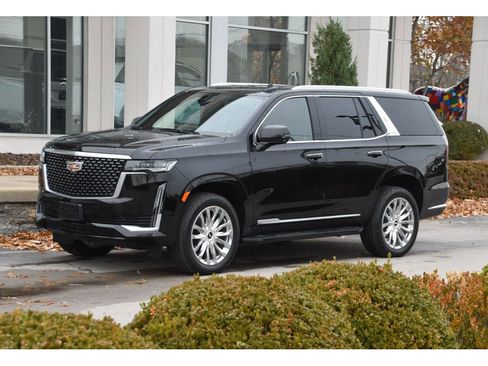 Used 2023 Cadillac Escalade Premium Luxury w/ LPO, Floor Liner Package image 7