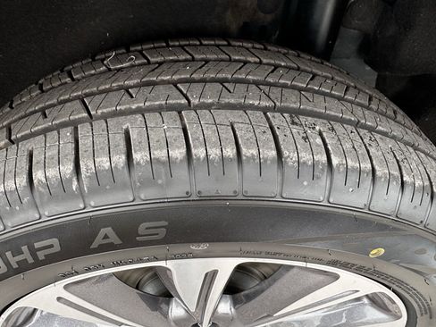 Used 2023 Lincoln Corsair Reserve w/ Equipment Group 201A image 21