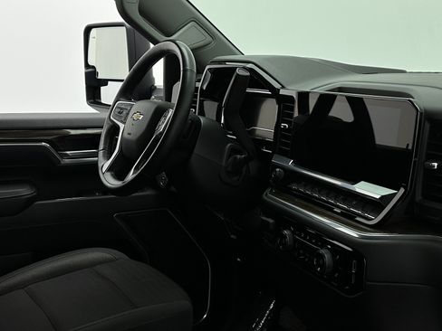 Used 2025 Chevrolet Silverado 2500 LT w/ Safety Package AWD/4WD image 41