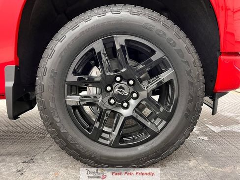 New 2026 Chevrolet Silverado 1500 Custom w/ Turbomax Blackout Package AWD/4WD image 20