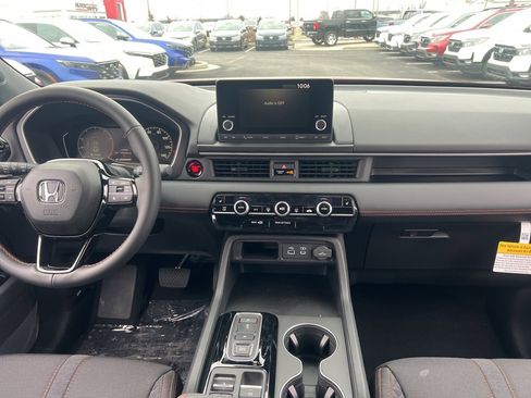 New 2025 Honda Pilot Sport image 20