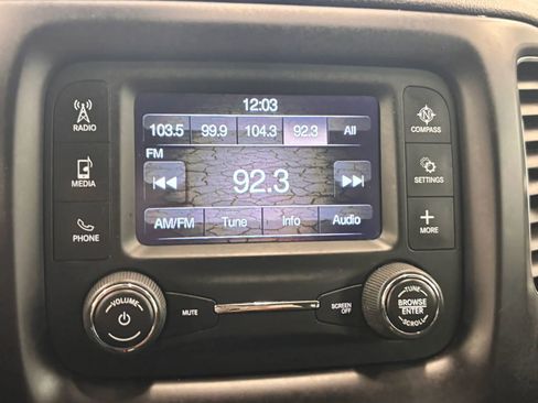 Used 2018 Jeep Compass Sport w/ Cold Weather Group FWD image 60