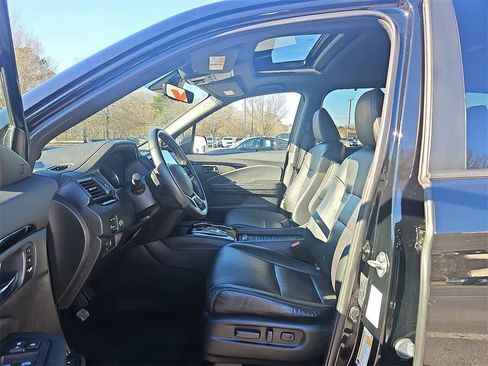 Used 2020 Honda Passport Touring image 12