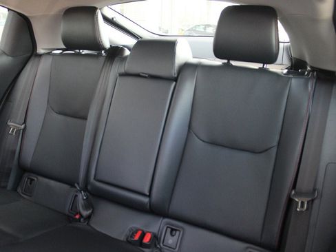 New 2026 Toyota Prius Plug-In Hybrid FWD image 8