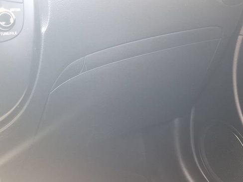 Used 2018 Kia Soul + FWD image 16