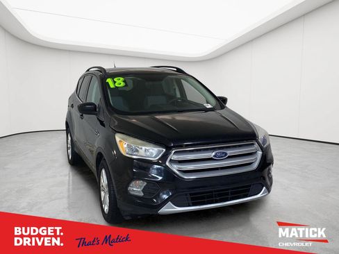 Used 2018 Ford Escape SE w/ SE Sync 3 Package AWD/4WD image 1