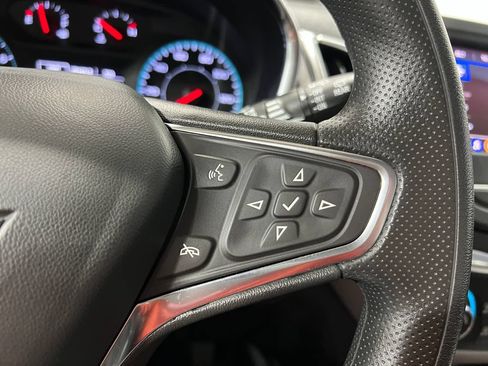 Used 2024 Chevrolet Equinox LS w/ Midnight Edition FWD image 15