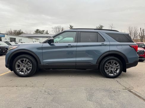 New 2026 Ford Explorer Active w/ Active Comfort Package image 8