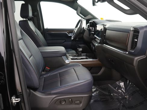 Used 2024 Chevrolet Silverado 1500 High Country image 12