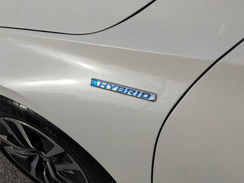 Used 2019 Honda Accord Hybrid image 32