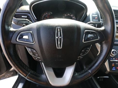 Used 2017 Lincoln MKC Reserve w/ Lincoln MKC Climate Package AWD/4WD image 16
