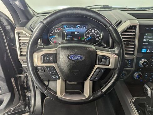 Used 2017 Ford F150 Platinum w/ Equipment Group 701A Luxury AWD/4WD image 13