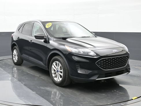 Used 2022 Ford Escape SE w/ Cold Weather Package AWD/4WD image 6